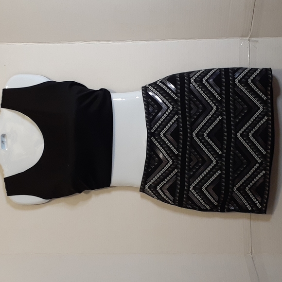 EXPRESS SKIRT - Picture 4 of 6